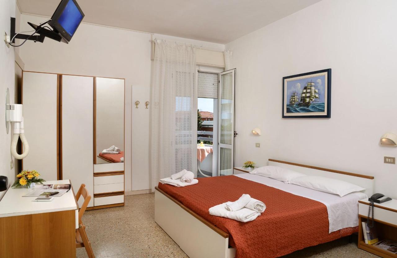 Hotel Ciondolo D'Oro Rimini Ngoại thất bức ảnh