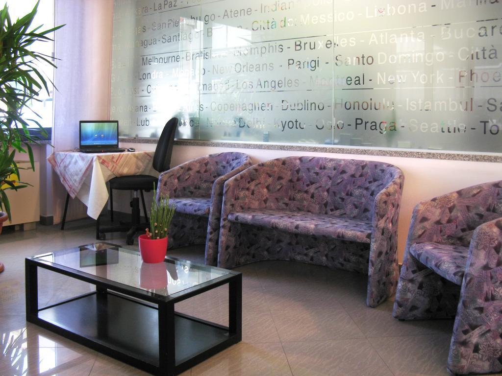 Hotel Ciondolo D'Oro Rimini Ngoại thất bức ảnh